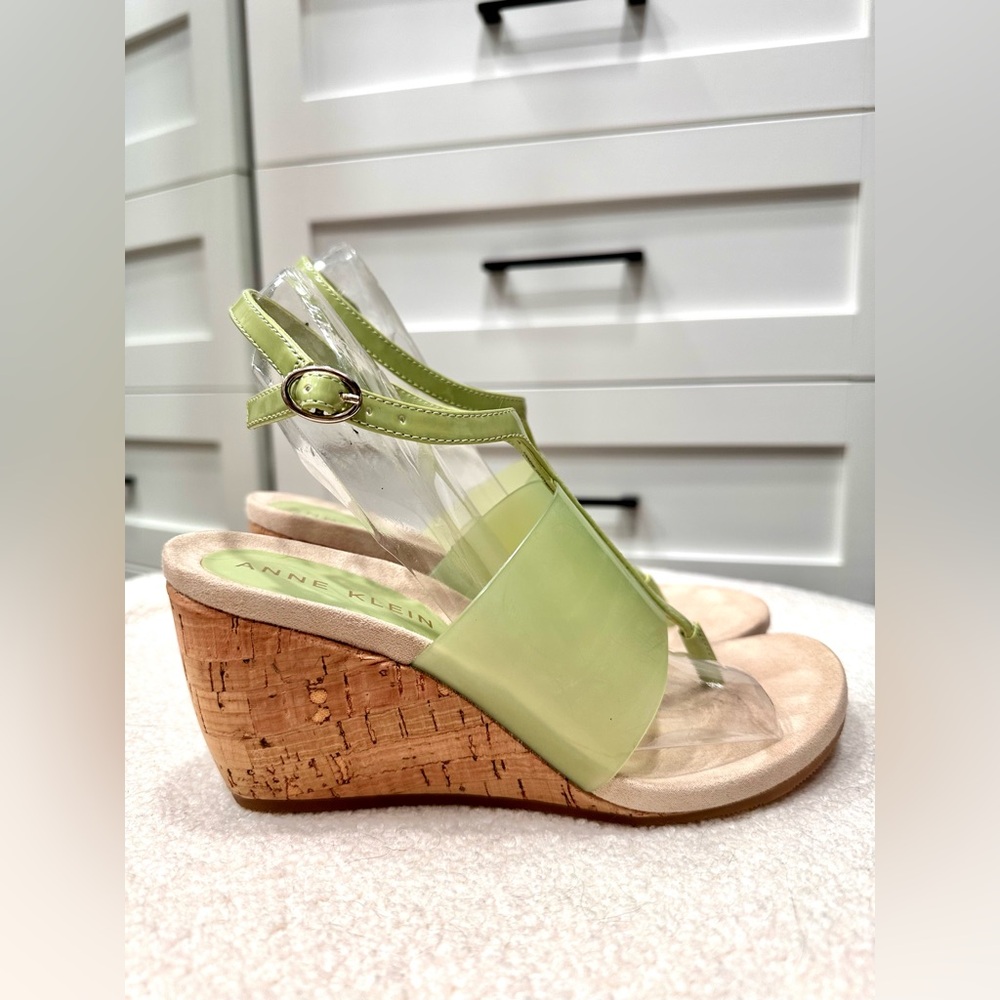 NWOB Anne Klein Women’s Ikari Wedge Sandals
